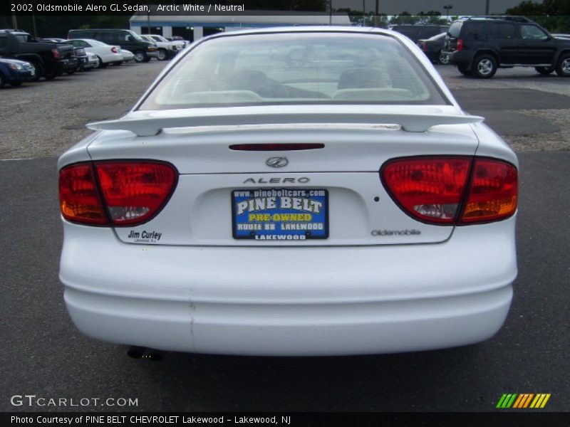 Arctic White / Neutral 2002 Oldsmobile Alero GL Sedan