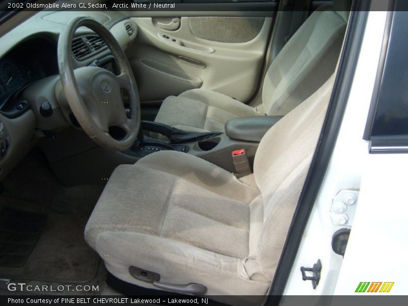 Arctic White / Neutral 2002 Oldsmobile Alero GL Sedan