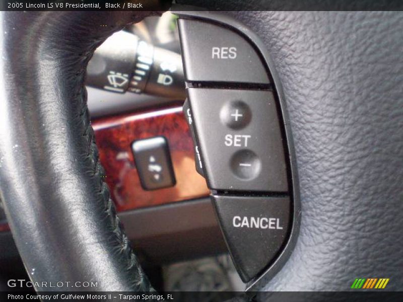 Black / Black 2005 Lincoln LS V8 Presidential