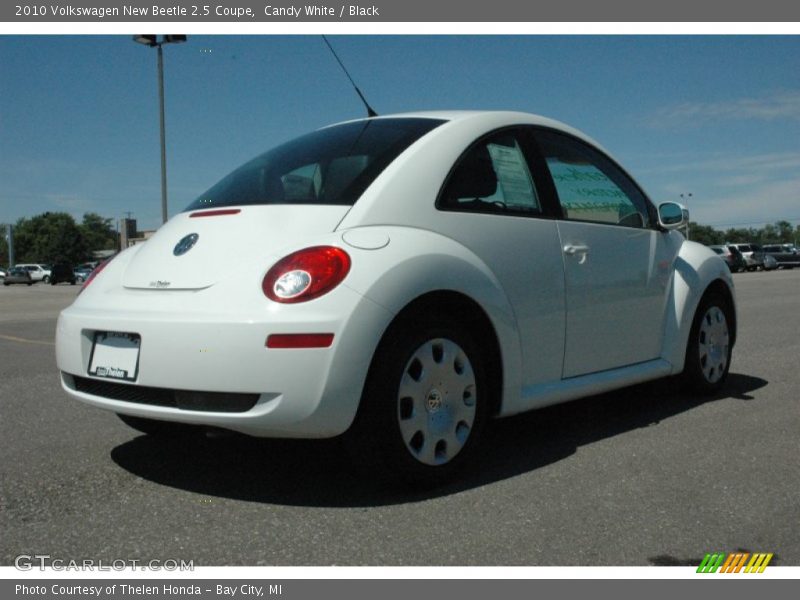 Candy White / Black 2010 Volkswagen New Beetle 2.5 Coupe