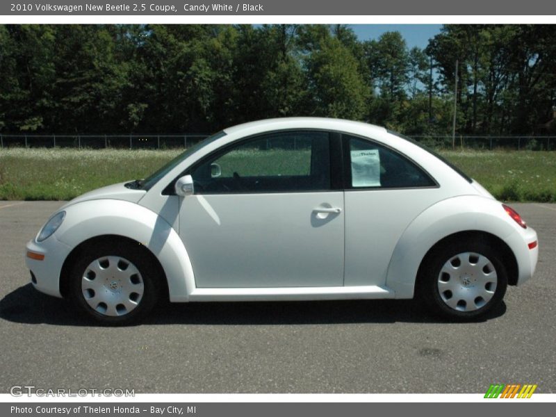 Candy White / Black 2010 Volkswagen New Beetle 2.5 Coupe