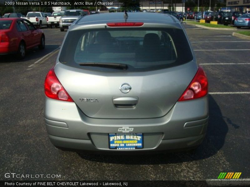 Arctic Blue / Charcoal 2009 Nissan Versa 1.8 S Hatchback