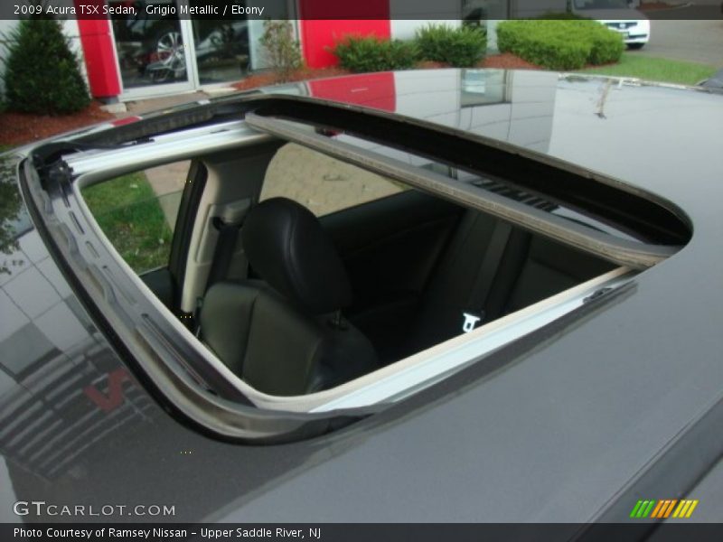 Sunroof of 2009 TSX Sedan