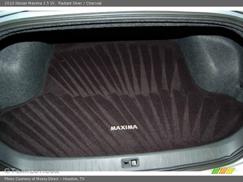 Radiant Silver / Charcoal 2010 Nissan Maxima 3.5 SV