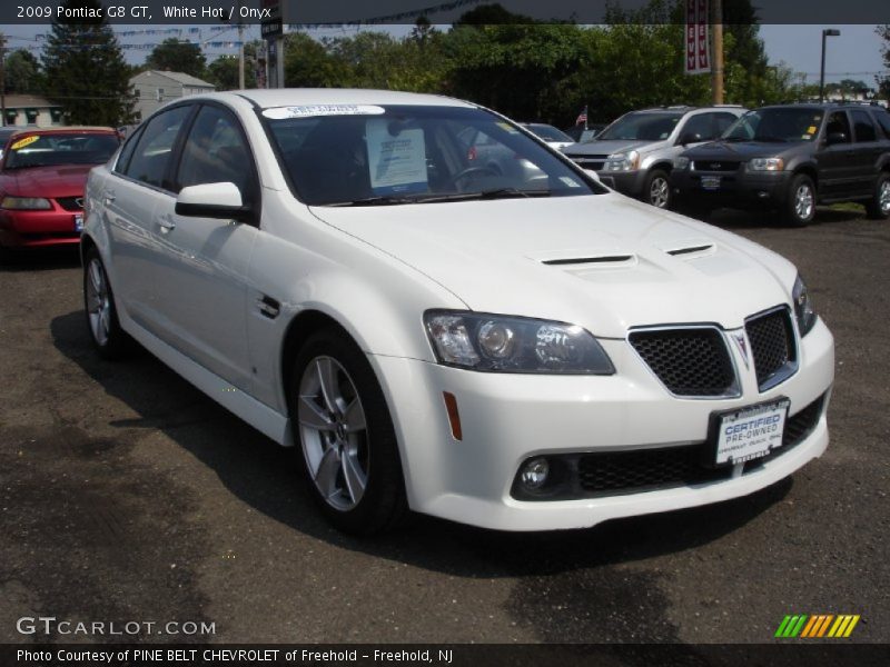 White Hot / Onyx 2009 Pontiac G8 GT