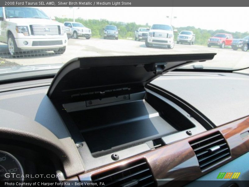 Silver Birch Metallic / Medium Light Stone 2008 Ford Taurus SEL AWD