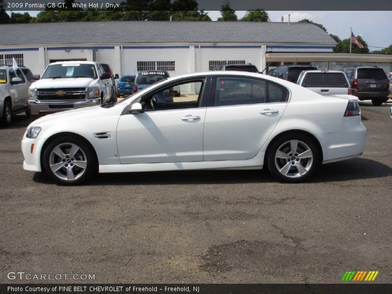 White Hot / Onyx 2009 Pontiac G8 GT