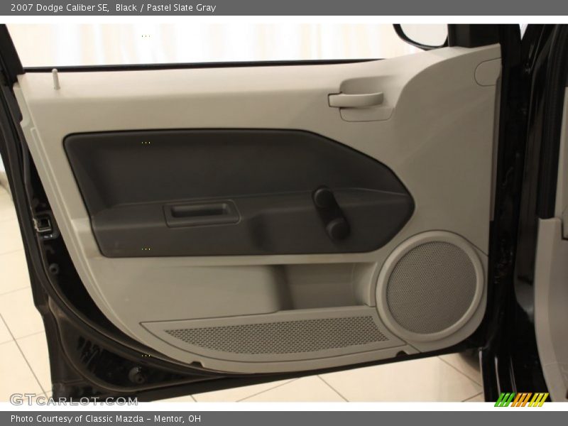 Black / Pastel Slate Gray 2007 Dodge Caliber SE