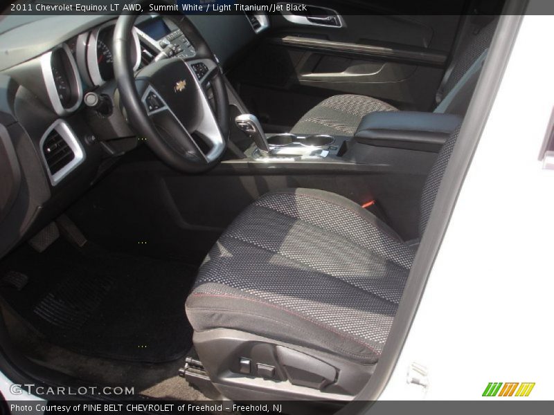 Summit White / Light Titanium/Jet Black 2011 Chevrolet Equinox LT AWD