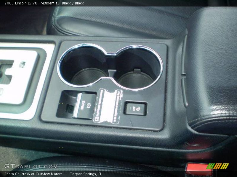 Black / Black 2005 Lincoln LS V8 Presidential