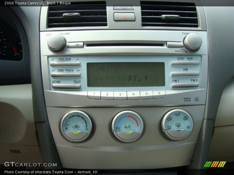 Black / Bisque 2009 Toyota Camry LE