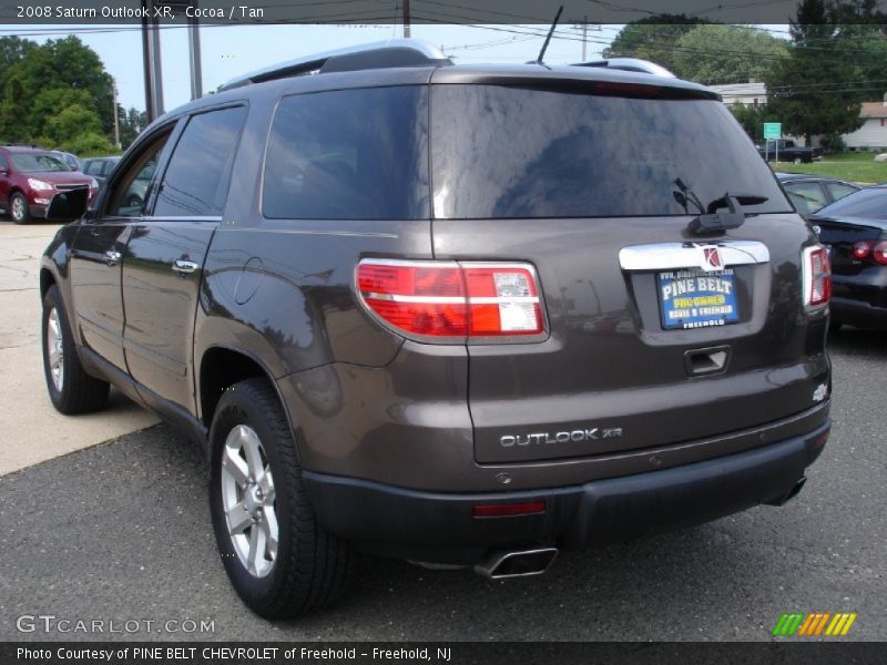 Cocoa / Tan 2008 Saturn Outlook XR