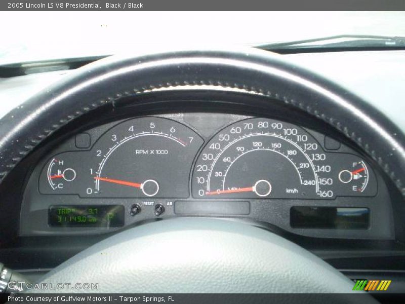 Black / Black 2005 Lincoln LS V8 Presidential