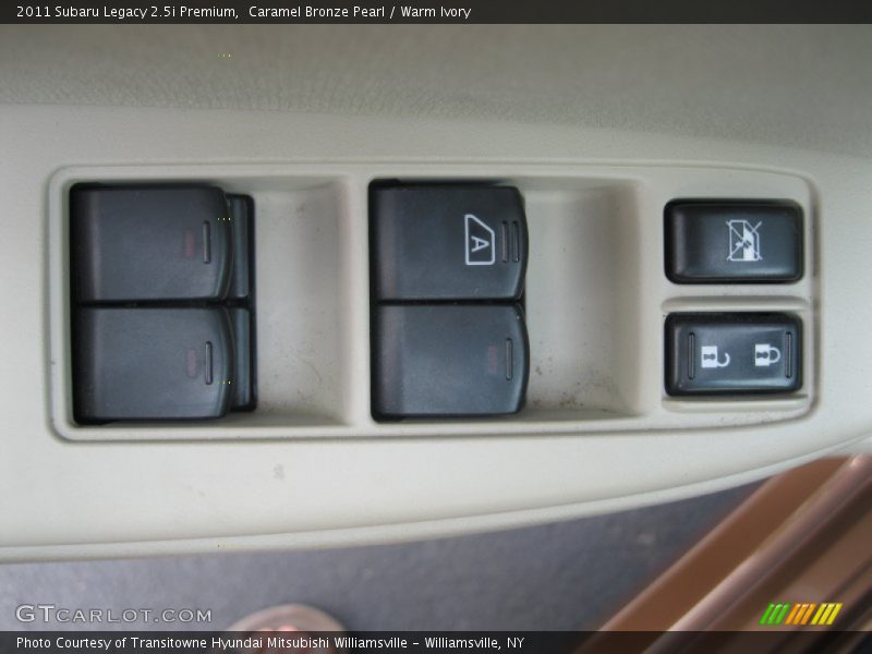 Caramel Bronze Pearl / Warm Ivory 2011 Subaru Legacy 2.5i Premium