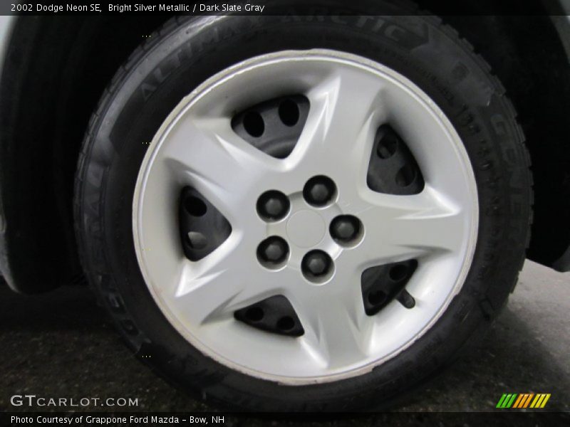 Bright Silver Metallic / Dark Slate Gray 2002 Dodge Neon SE