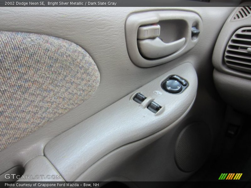 Bright Silver Metallic / Dark Slate Gray 2002 Dodge Neon SE