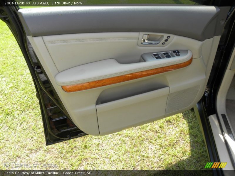 Black Onyx / Ivory 2004 Lexus RX 330 AWD