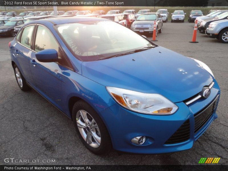 Blue Candy Metallic / Two-Tone Sport 2012 Ford Focus SE Sport Sedan