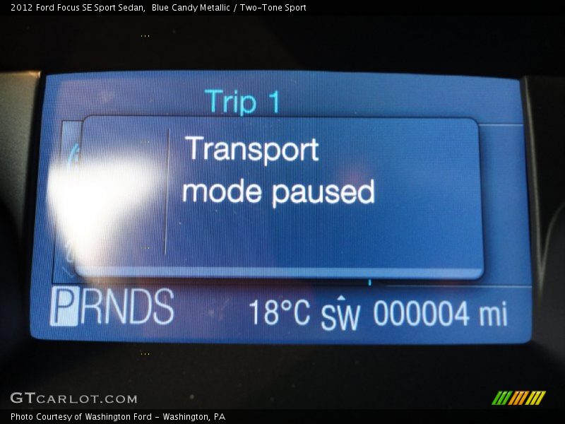 Blue Candy Metallic / Two-Tone Sport 2012 Ford Focus SE Sport Sedan