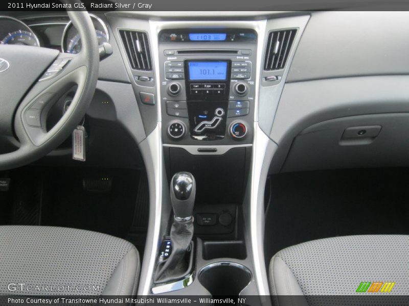 Radiant Silver / Gray 2011 Hyundai Sonata GLS