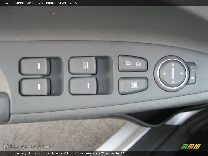 Radiant Silver / Gray 2011 Hyundai Sonata GLS