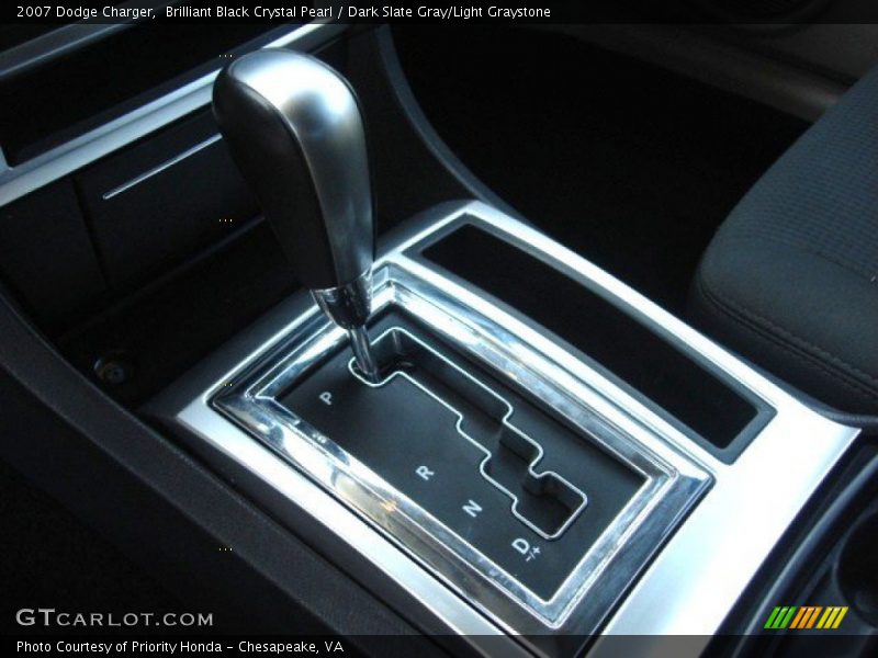 Brilliant Black Crystal Pearl / Dark Slate Gray/Light Graystone 2007 Dodge Charger