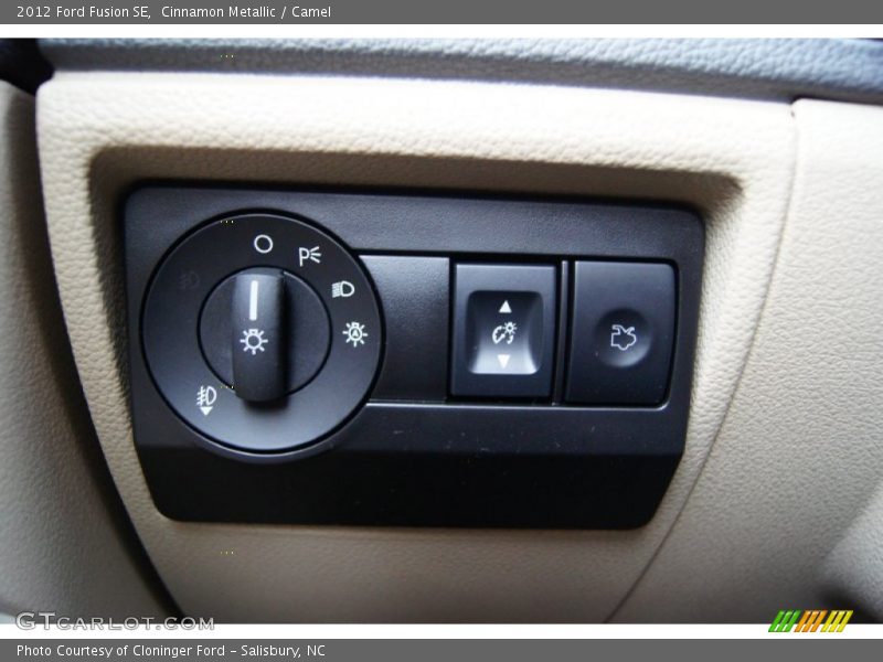 Cinnamon Metallic / Camel 2012 Ford Fusion SE