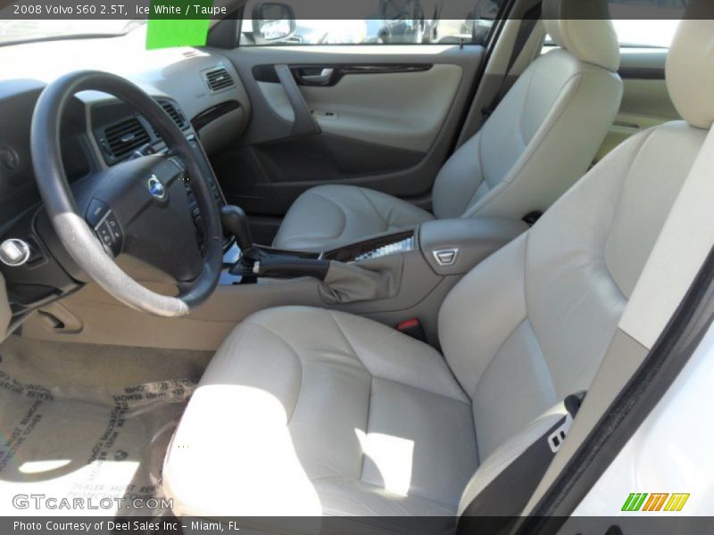 Ice White / Taupe 2008 Volvo S60 2.5T