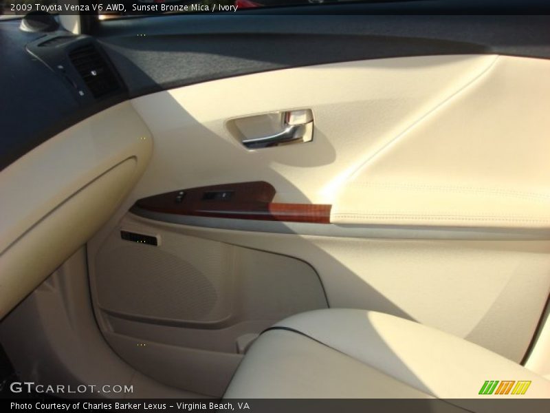 Sunset Bronze Mica / Ivory 2009 Toyota Venza V6 AWD
