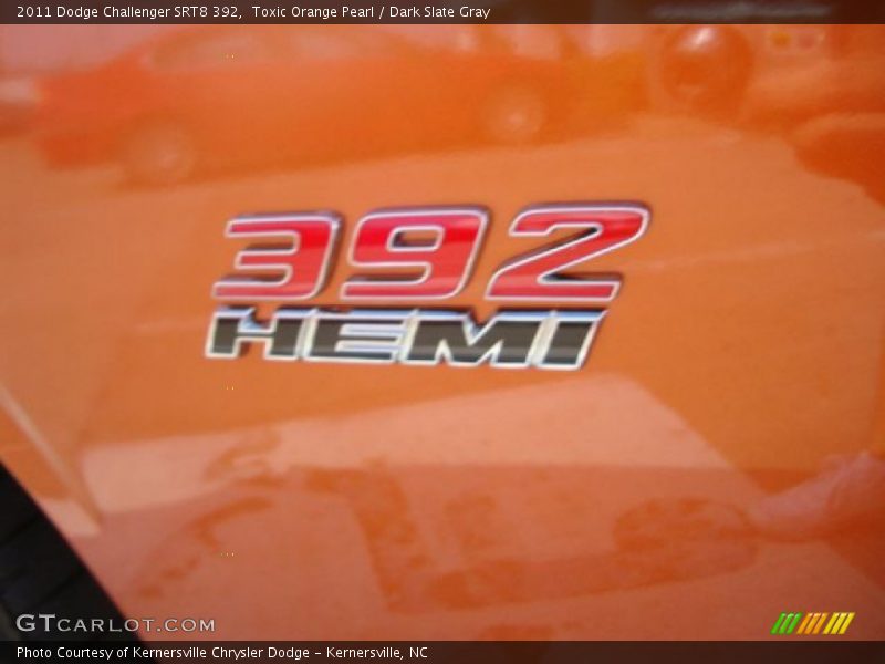 Toxic Orange Pearl / Dark Slate Gray 2011 Dodge Challenger SRT8 392