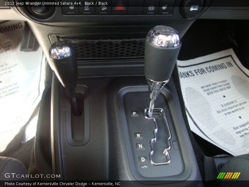  2012 Wrangler Unlimited Sahara 4x4 5 Speed Automatic Shifter