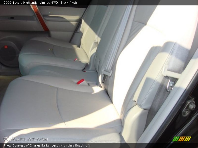 Black / Ash 2009 Toyota Highlander Limited 4WD