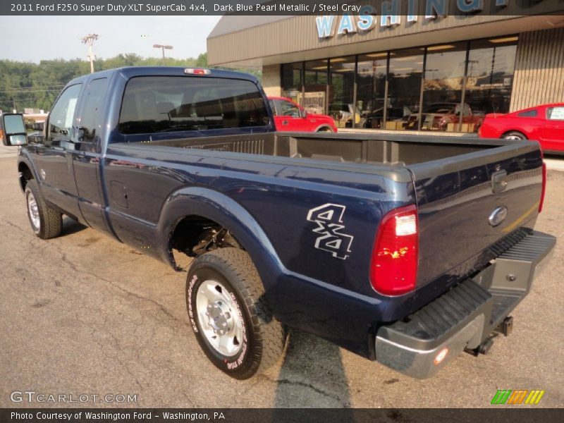 Dark Blue Pearl Metallic / Steel Gray 2011 Ford F250 Super Duty XLT SuperCab 4x4