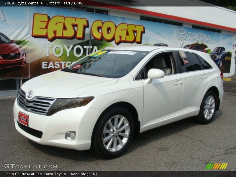 Blizzard Pearl / Gray 2009 Toyota Venza I4