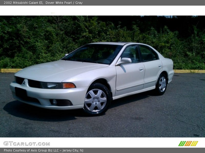 Dover White Pearl / Gray 2002 Mitsubishi Galant ES