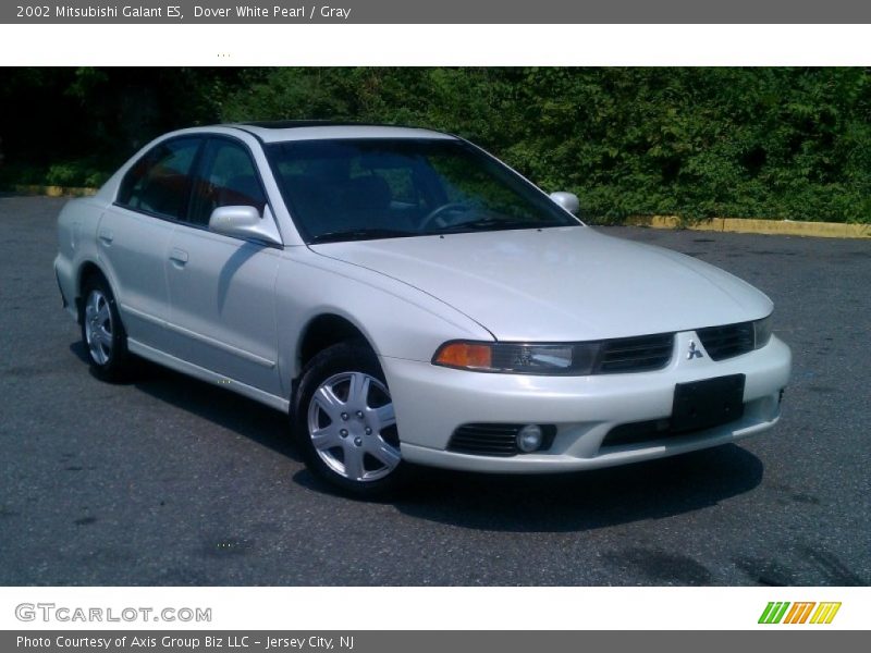 Dover White Pearl / Gray 2002 Mitsubishi Galant ES