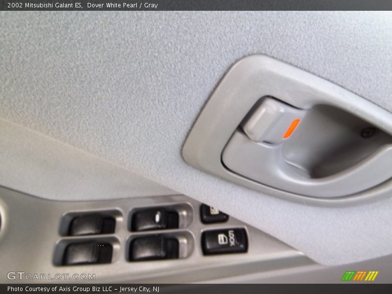 Dover White Pearl / Gray 2002 Mitsubishi Galant ES
