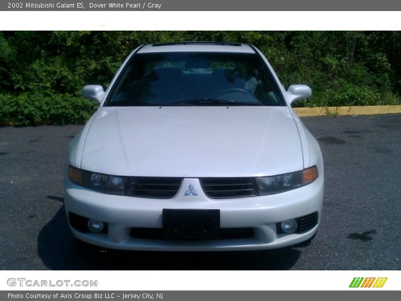 Dover White Pearl / Gray 2002 Mitsubishi Galant ES