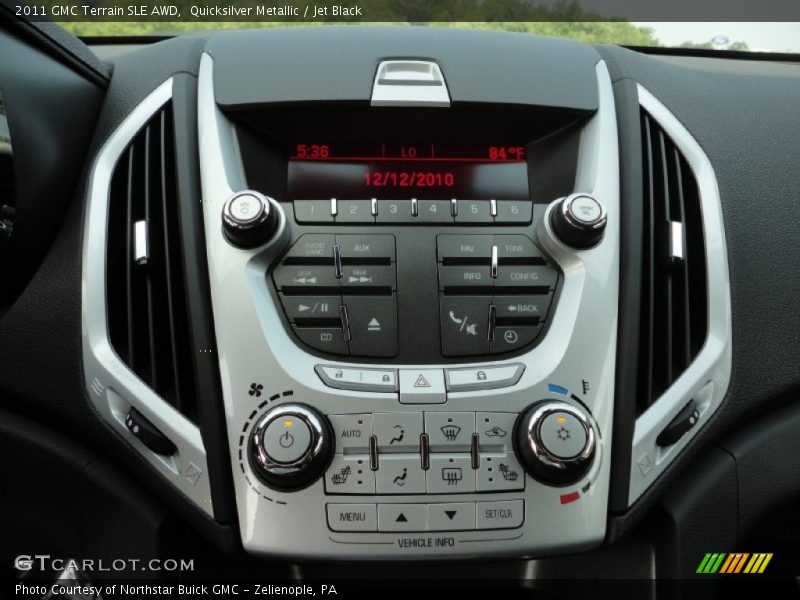 Quicksilver Metallic / Jet Black 2011 GMC Terrain SLE AWD