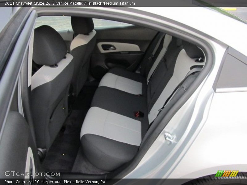 Silver Ice Metallic / Jet Black/Medium Titanium 2011 Chevrolet Cruze LS