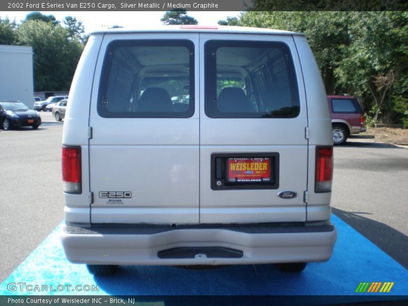 Silver Metallic / Medium Graphite 2002 Ford E Series Van E250 Cargo