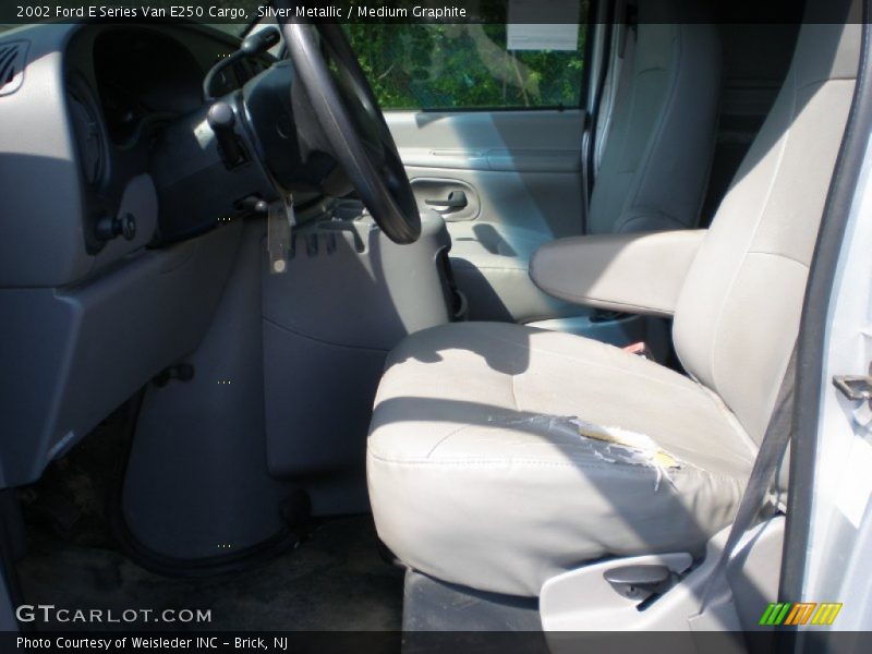 Silver Metallic / Medium Graphite 2002 Ford E Series Van E250 Cargo