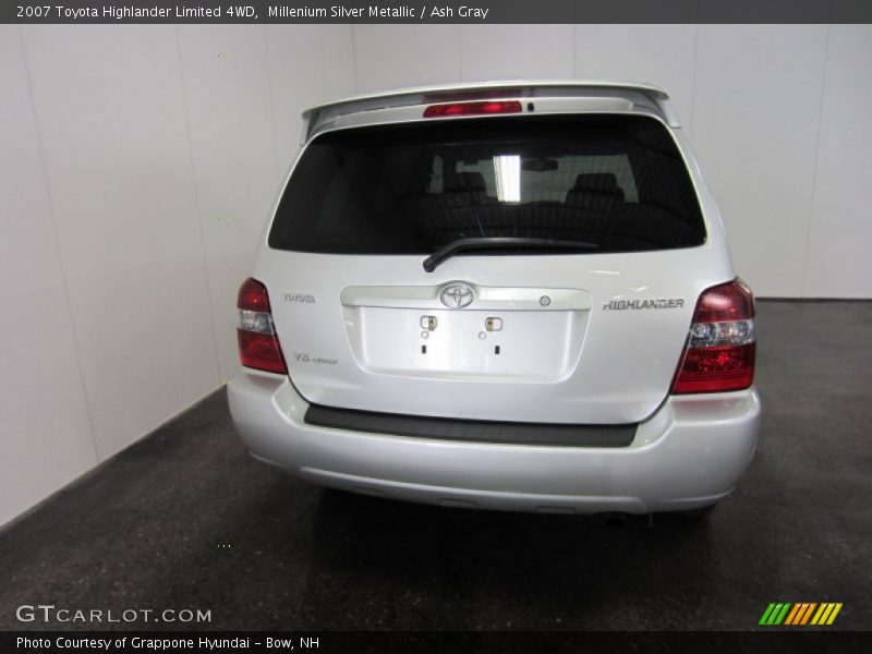 Millenium Silver Metallic / Ash Gray 2007 Toyota Highlander Limited 4WD