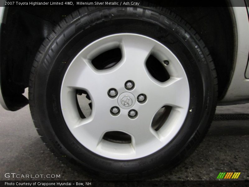 Millenium Silver Metallic / Ash Gray 2007 Toyota Highlander Limited 4WD