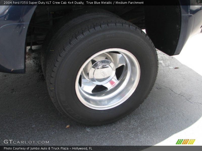 True Blue Metallic / Medium Parchment 2004 Ford F350 Super Duty XLT Crew Cab 4x4 Dually