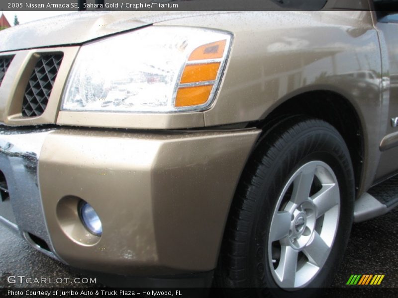 Sahara Gold / Graphite/Titanium 2005 Nissan Armada SE