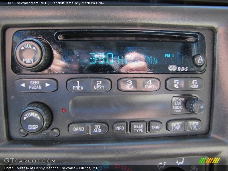 Sandrift Metallic / Medium Gray 2002 Chevrolet Venture LS