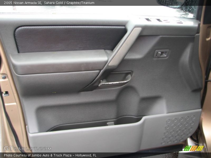 Sahara Gold / Graphite/Titanium 2005 Nissan Armada SE