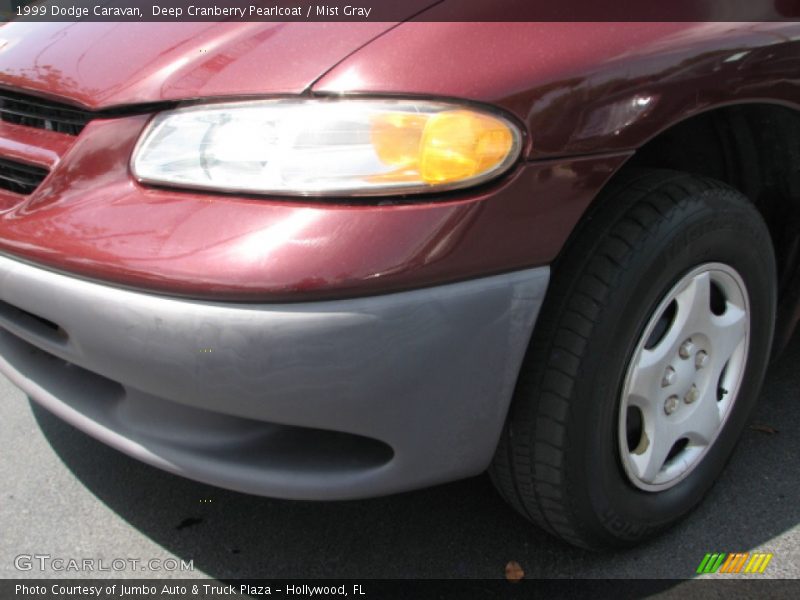 Deep Cranberry Pearlcoat / Mist Gray 1999 Dodge Caravan