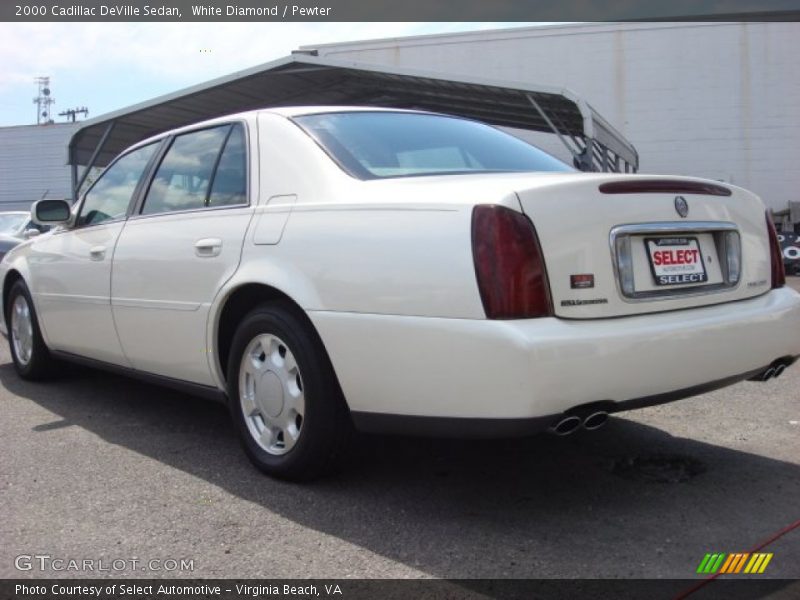 White Diamond / Pewter 2000 Cadillac DeVille Sedan